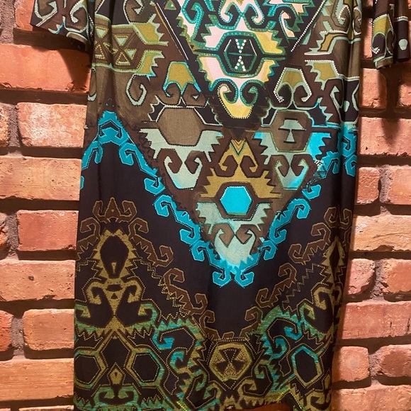 SANDRA DARREN Women's Size 6 Tribal Geometric 3/4 Sleeve Shift Dress - Picture 5 of 6